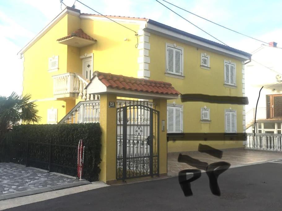 Ferienwohnung Nena In Crikvenica Bagian luar foto